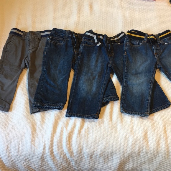 Old Navy Jeans (SET OF 4) 18-24 Month. - Picture 2 of 9